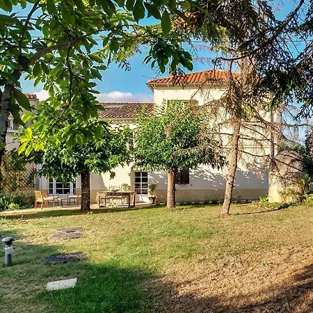 Petit Est - Eco In Large Private Garden Near Saint-emilion * Blasimon