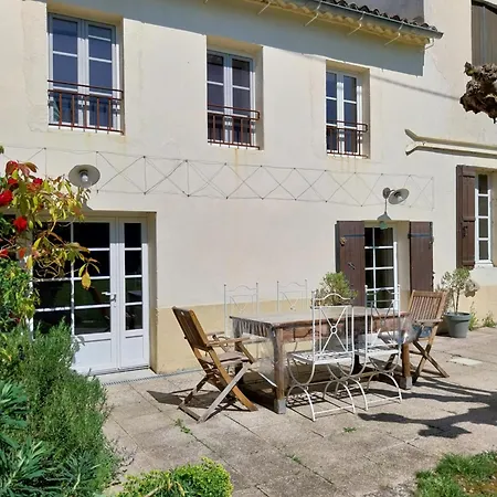 Petit Est - Eco In Large Private Garden Near Saint-emilion Holiday home