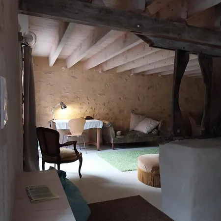 Petit Est - Eco In Large Private Garden Near Saint-emilion * Blasimon