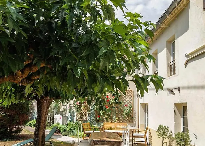 Petit Est - Eco In Large Private Garden Near Saint-emilion Blasimon