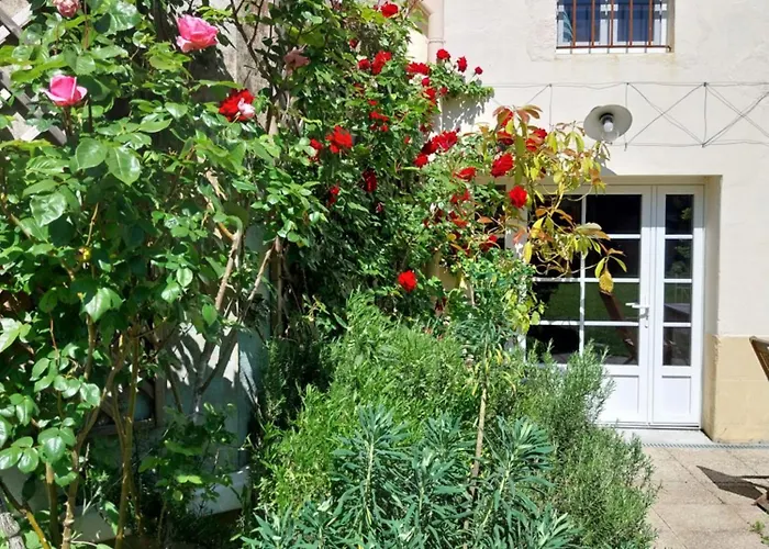 Petit Est - Eco In Large Private Garden Near Saint-emilion
