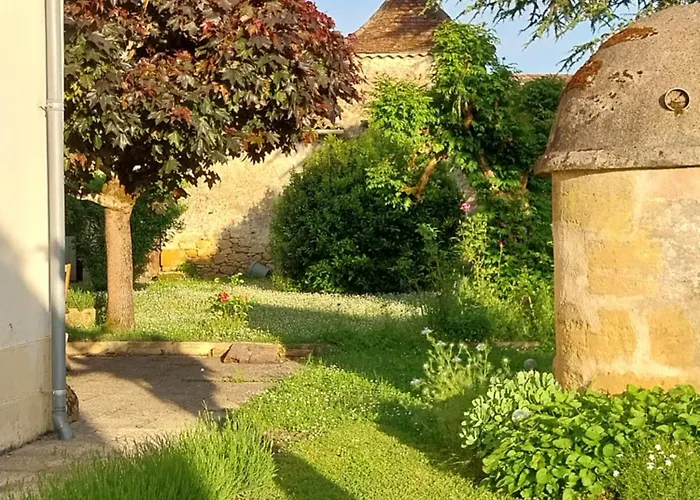 Petit Est - Eco In Large Private Garden Near Saint-emilion
