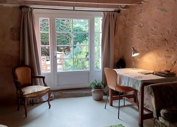 Petit Est - Eco In Large Private Garden Near Saint-emilion Hébergement de vacances Blasimon